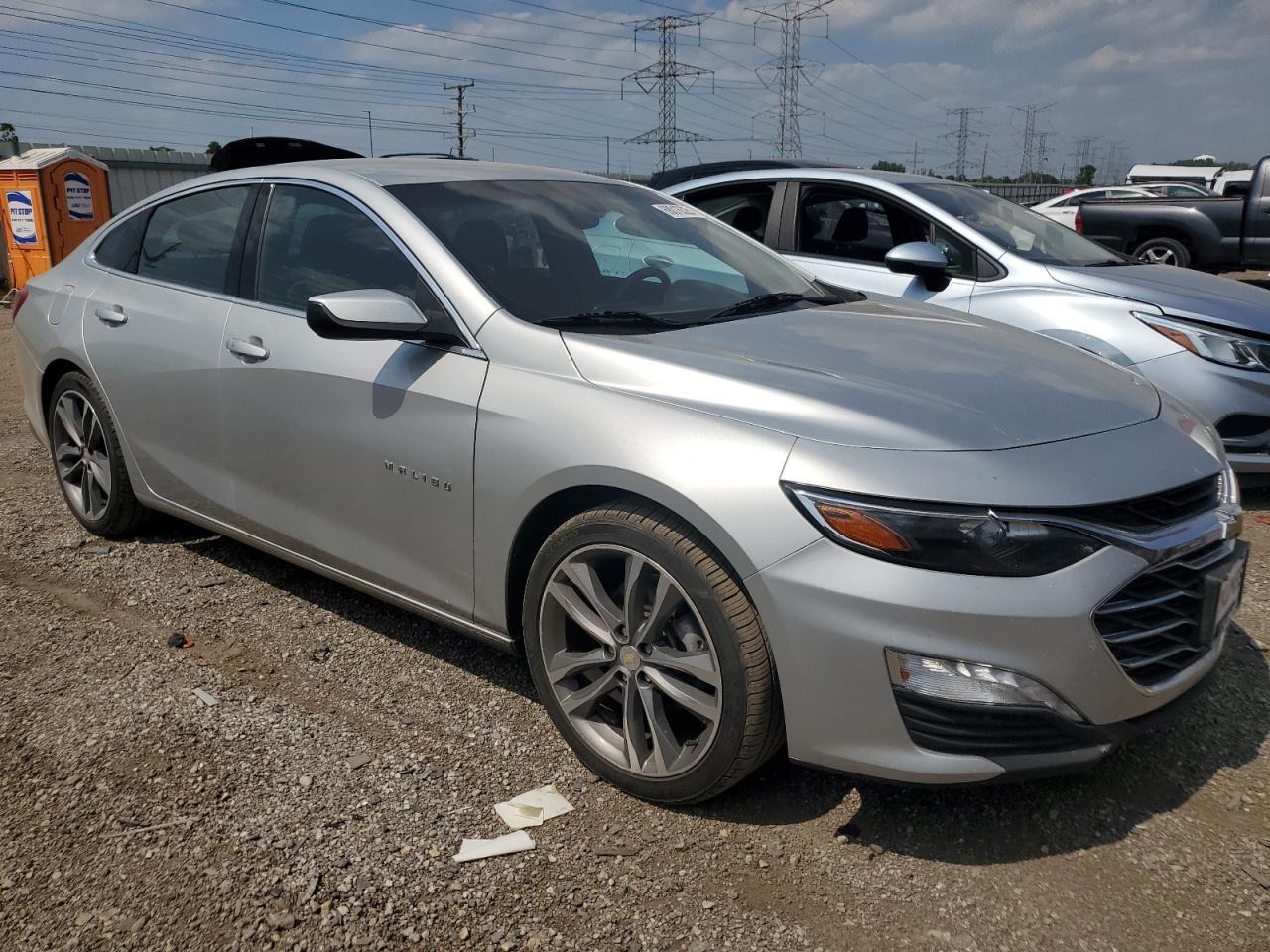 2022 Chevrolet Malibu Lt - Image 4