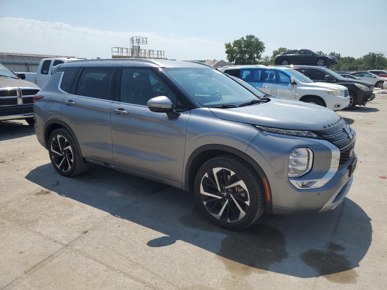 2022 Mitsubishi Outlander Sel - Фото 4