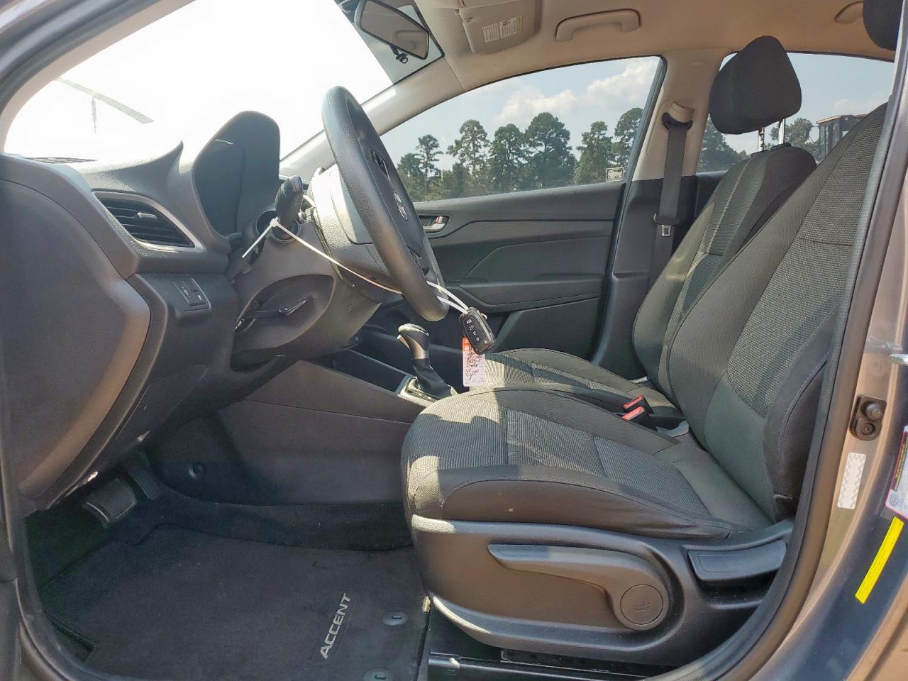 2020 Hyundai Accent Se - Фото 7