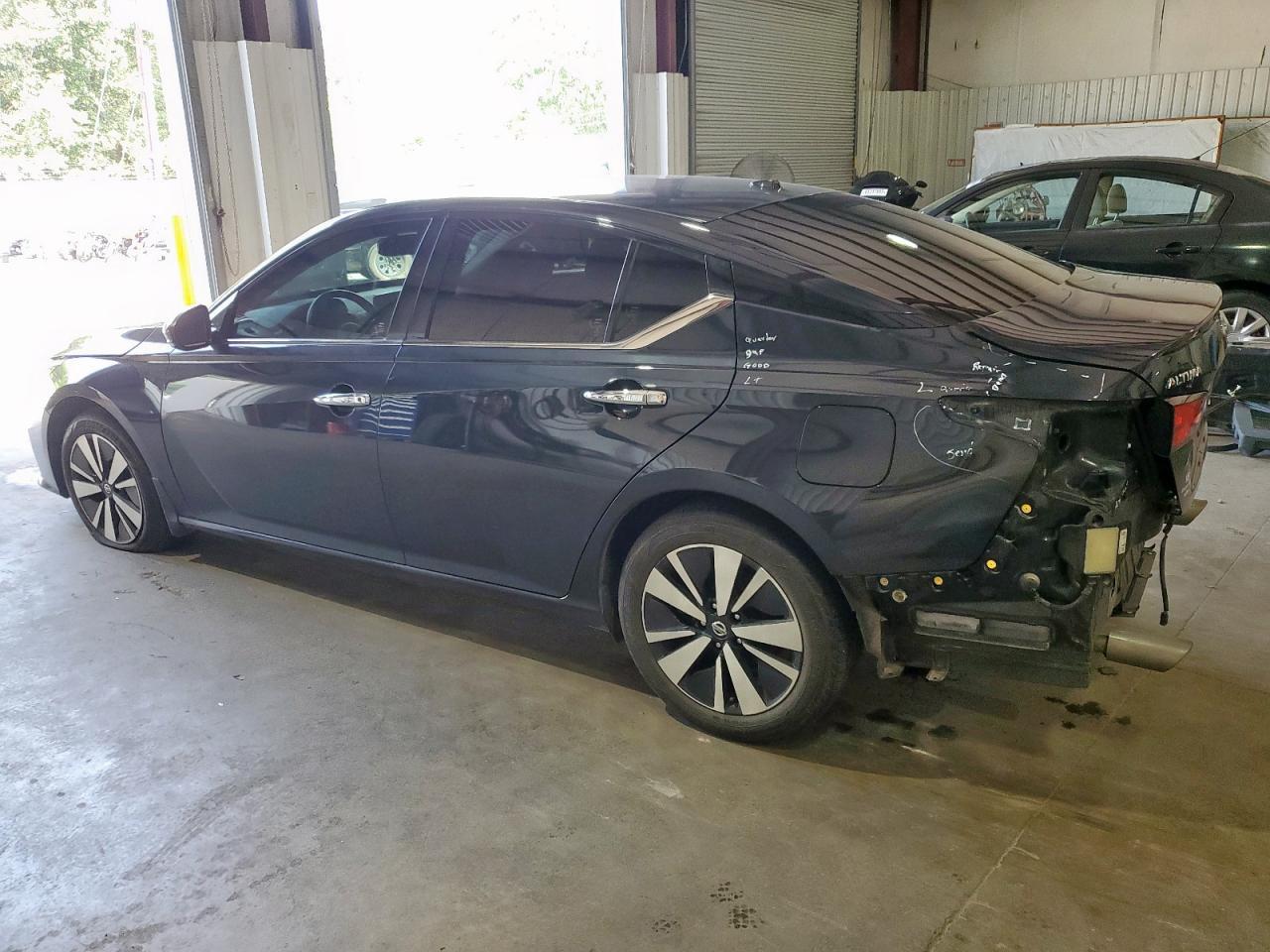 2019 Nissan Altima Sv - Фото 2