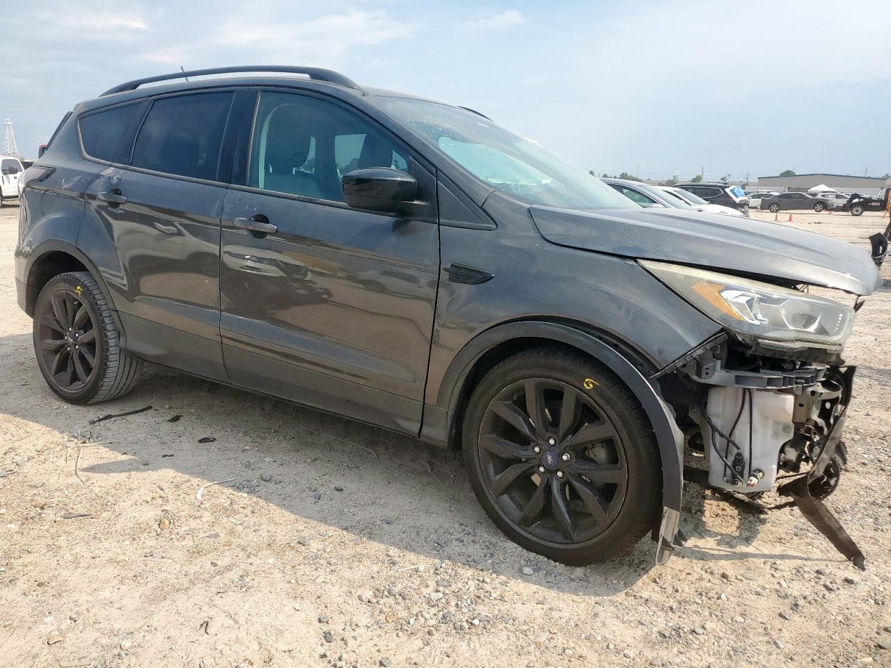 2018 Ford Escape Se - Фото 4