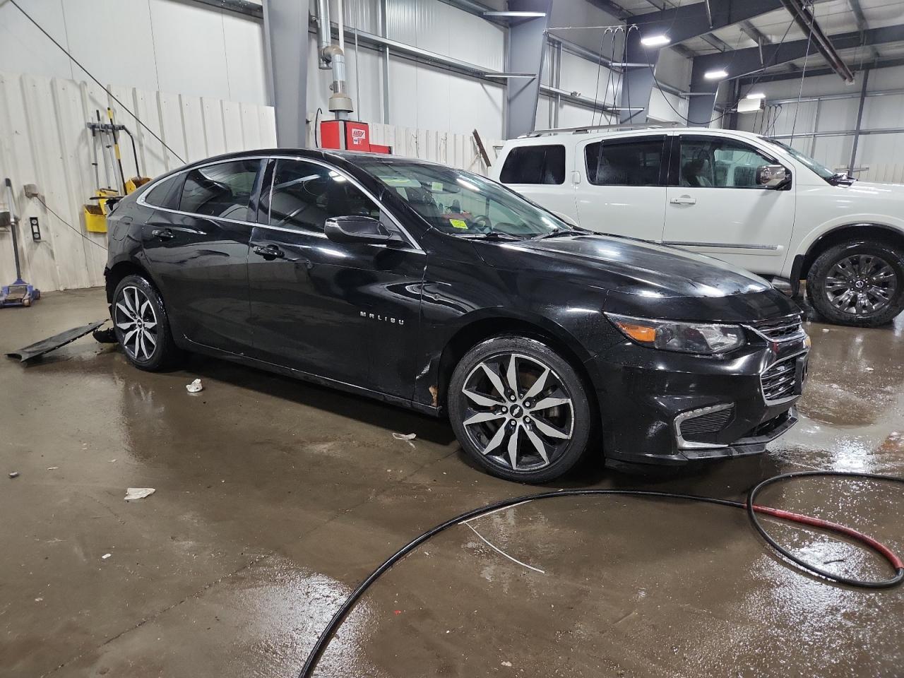 2017 Chevrolet Malibu Lt - Фото 4