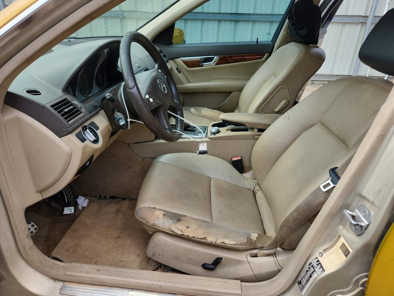 2011 Mercedes-Benz C 300 - Image 7