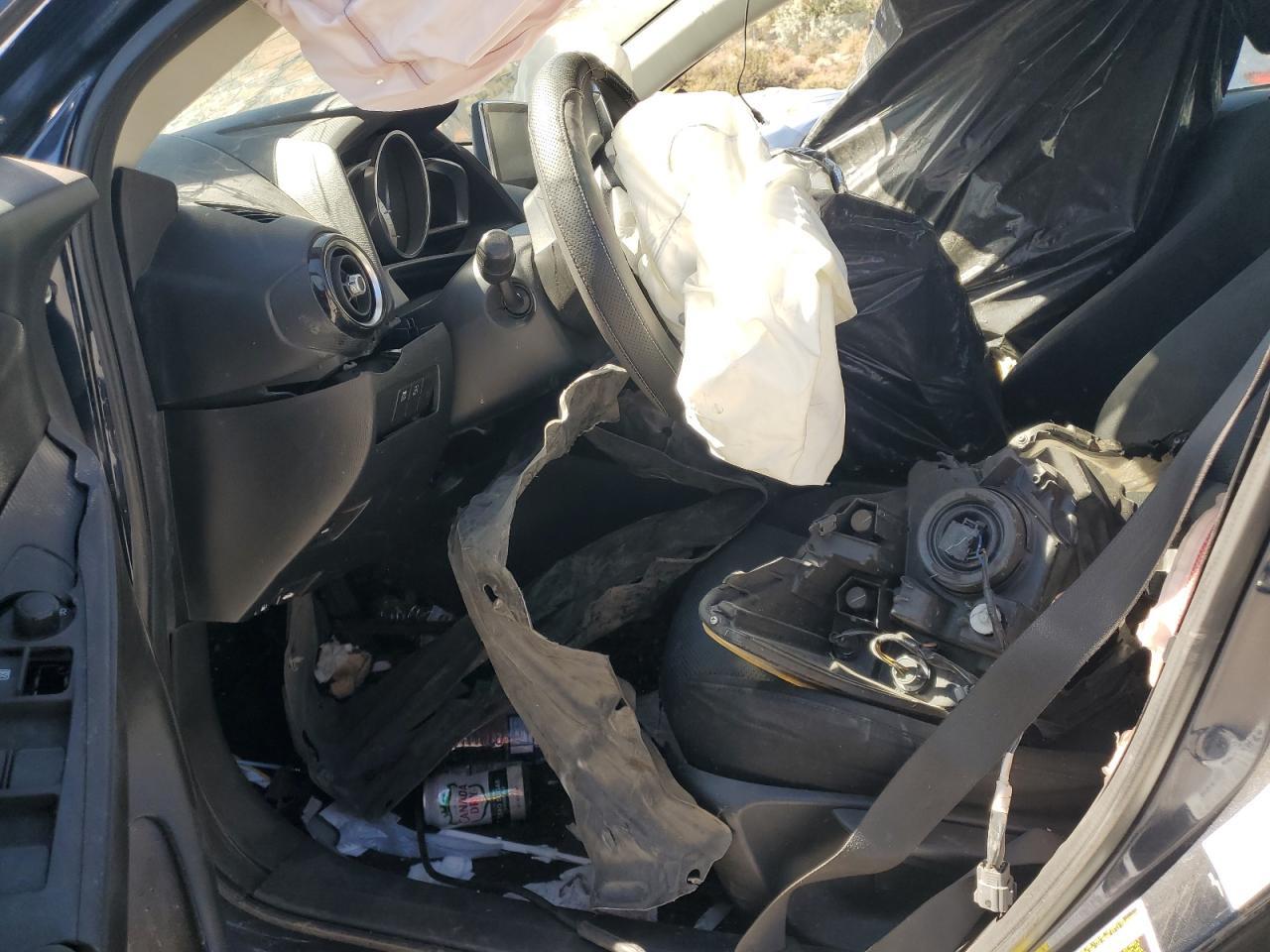 2017 Toyota Yaris Ia - Image 7