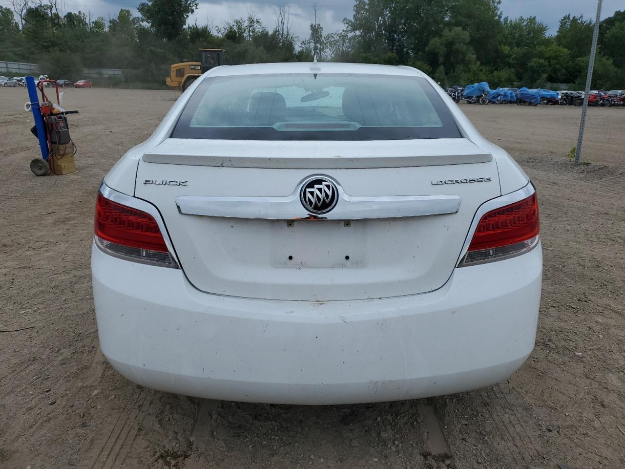 2012 Buick Lacrosse - Image 6