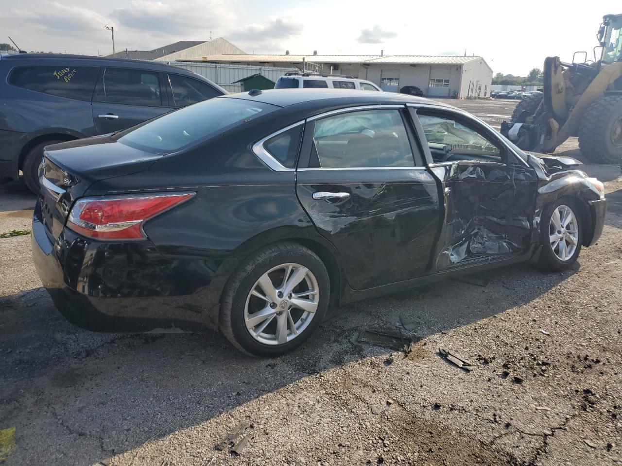 2015 Nissan Altima 2.5 - Фото 3