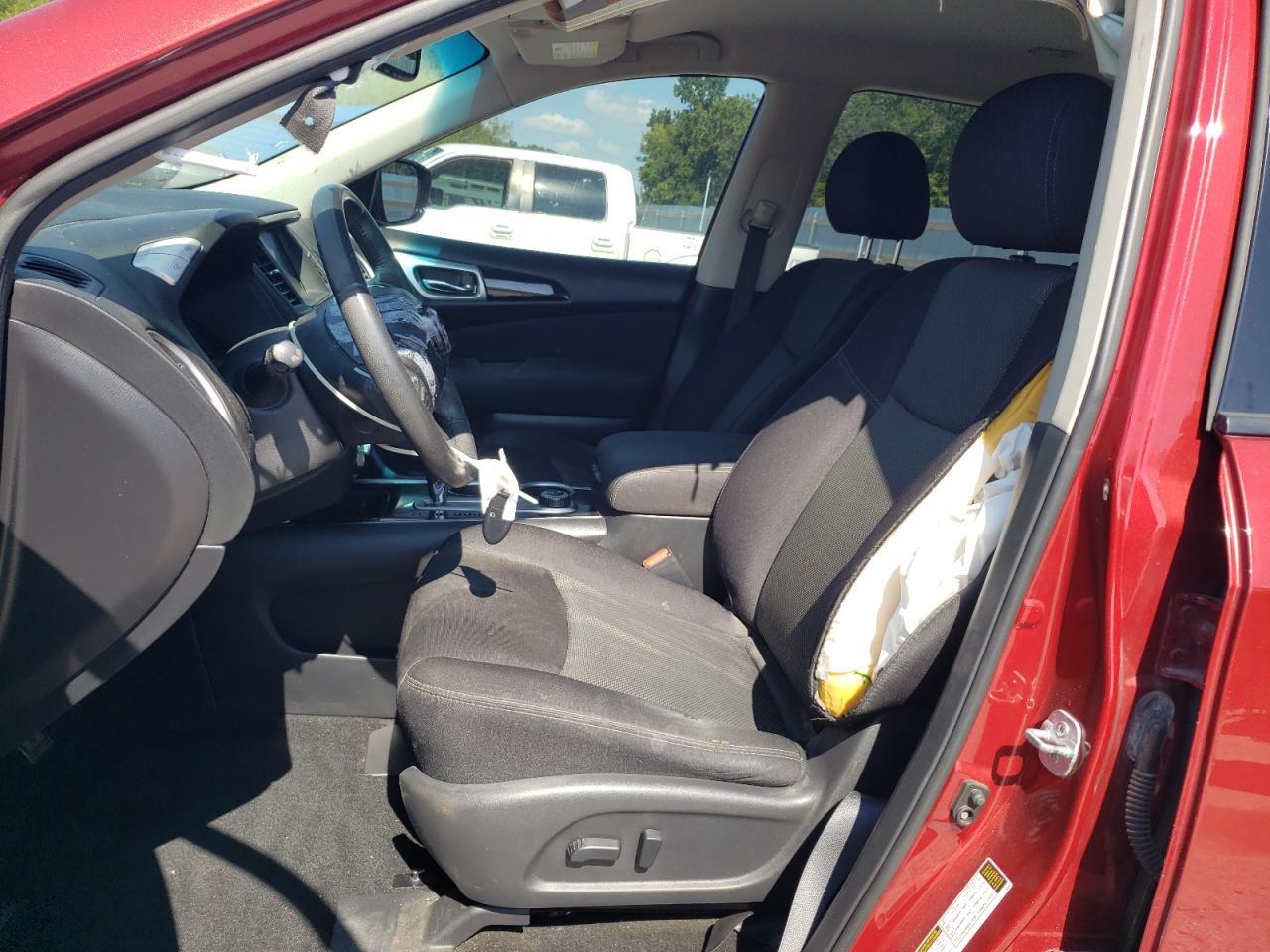 2017 Nissan Pathfinder S - Image 7