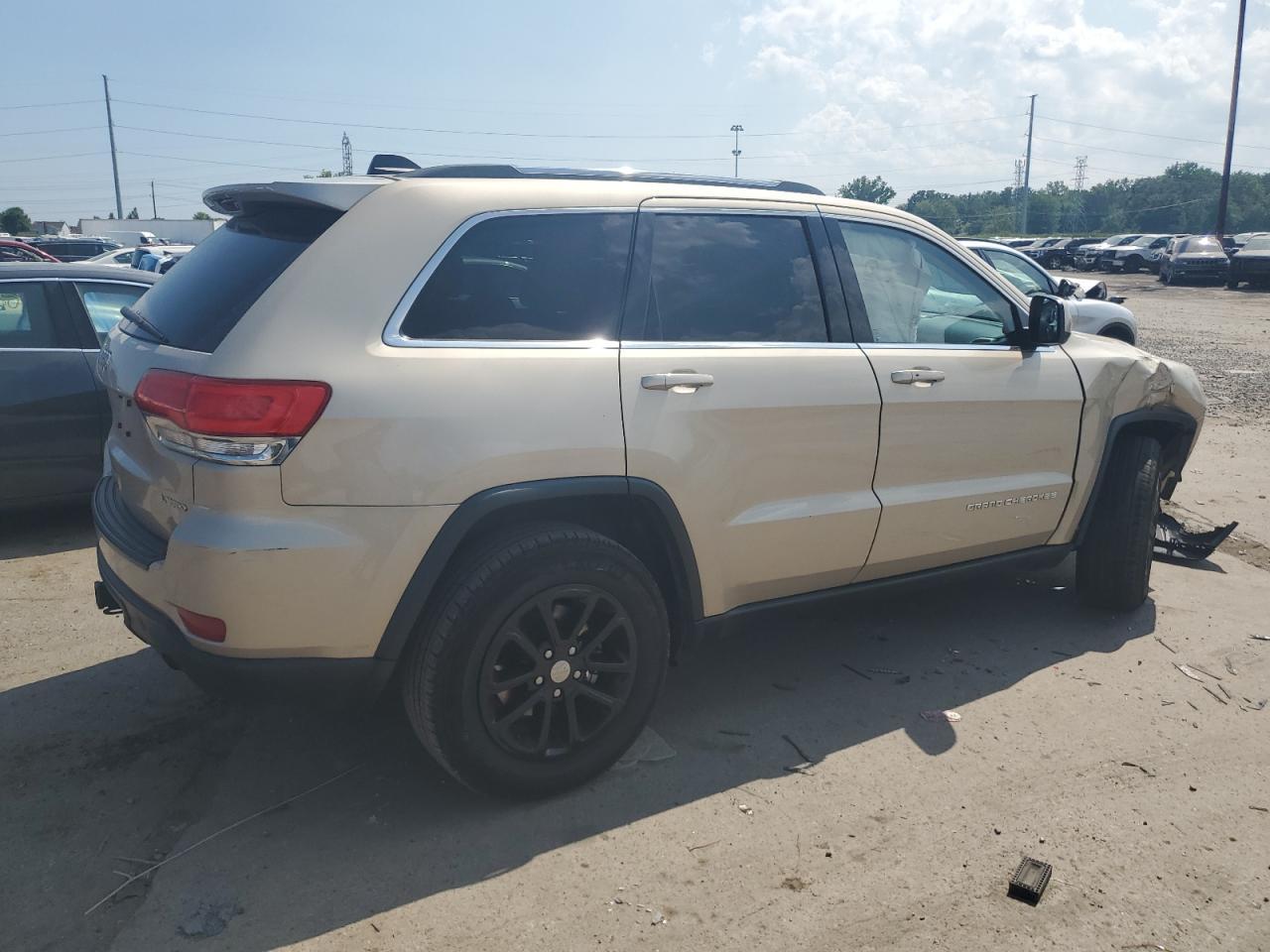 2014 Jeep Grand Cherokee Laredo - Image 3
