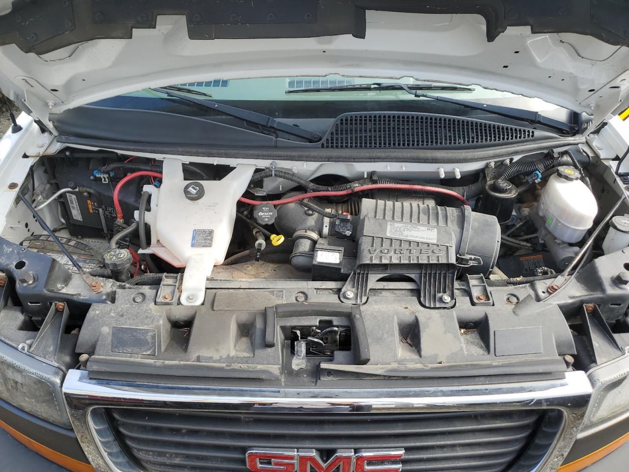 2019 GMC Savana Cutaway G4500 - Фото 7