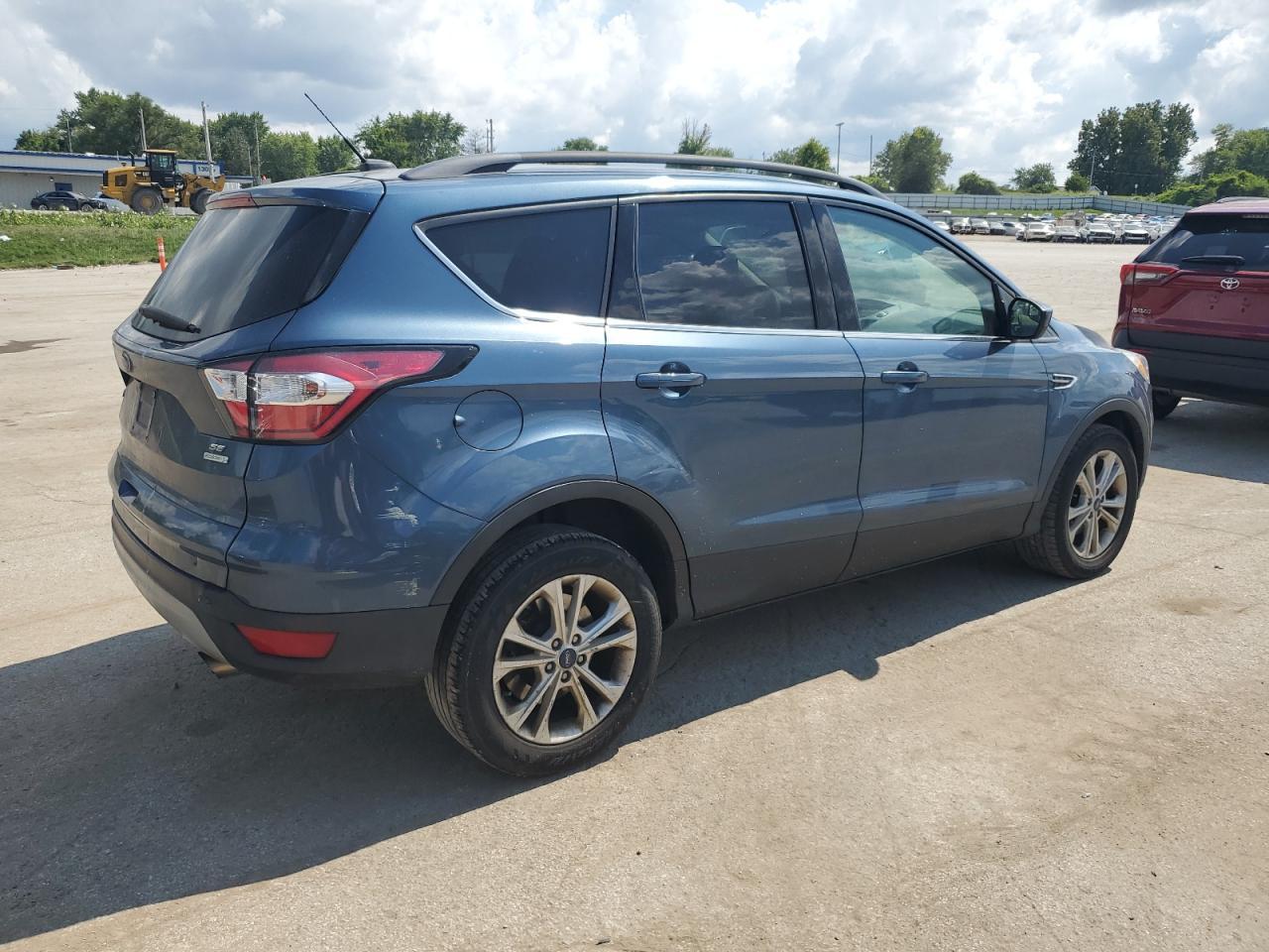 2018 Ford Escape Se - Фото 3