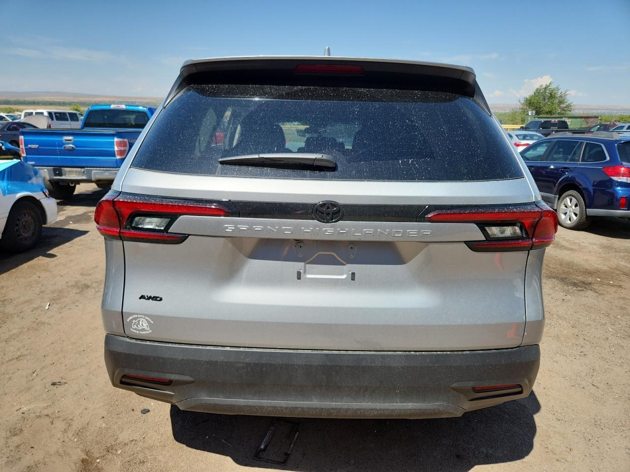 2025 Toyota Grand Highlander Le - Фото 6