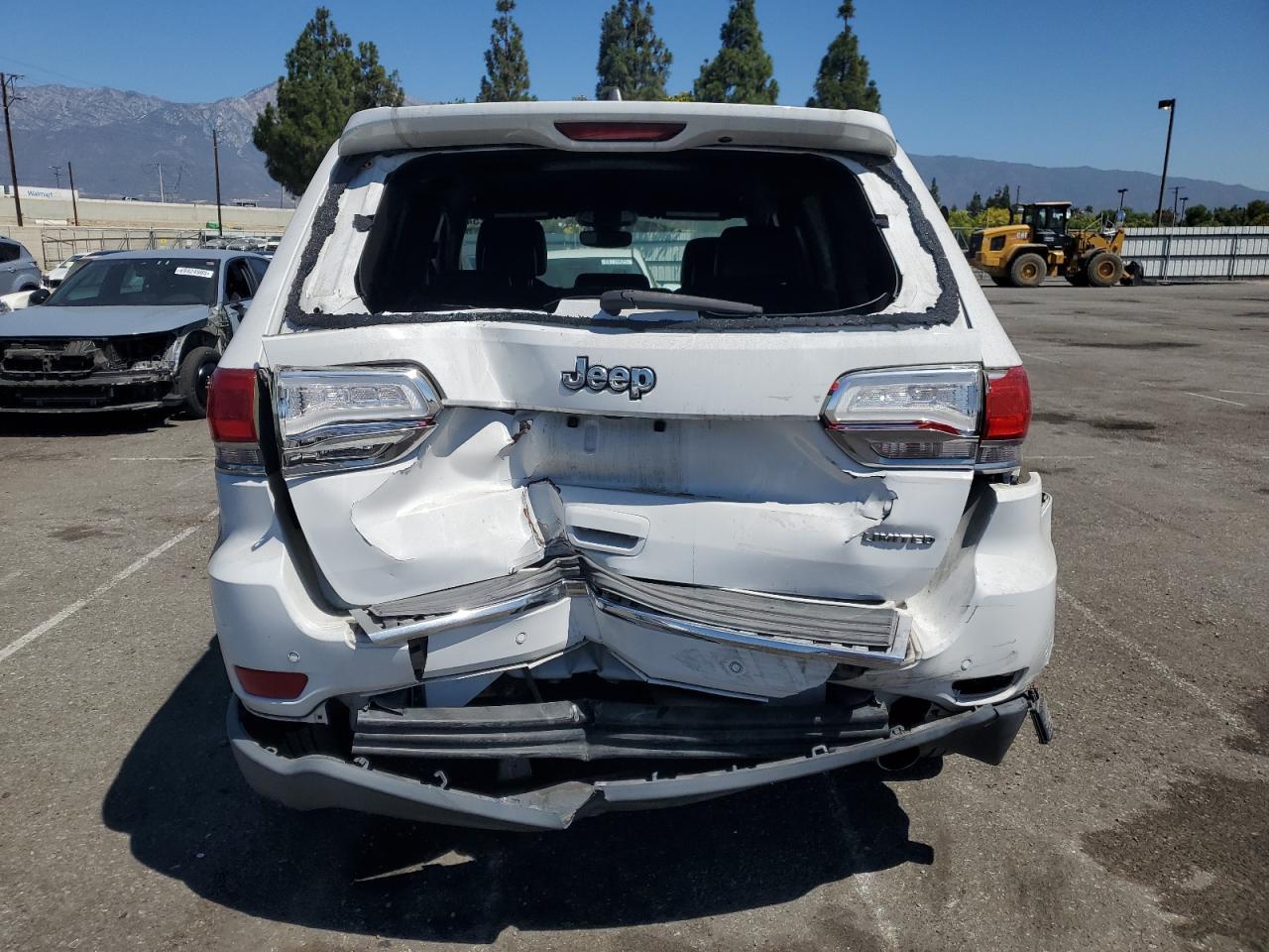 2017 Jeep Grand Cherokee Limited - Image 6