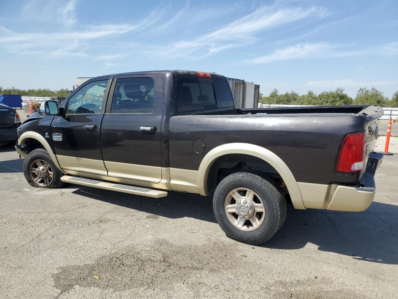 2011 Dodge Ram 2500 - Image 2