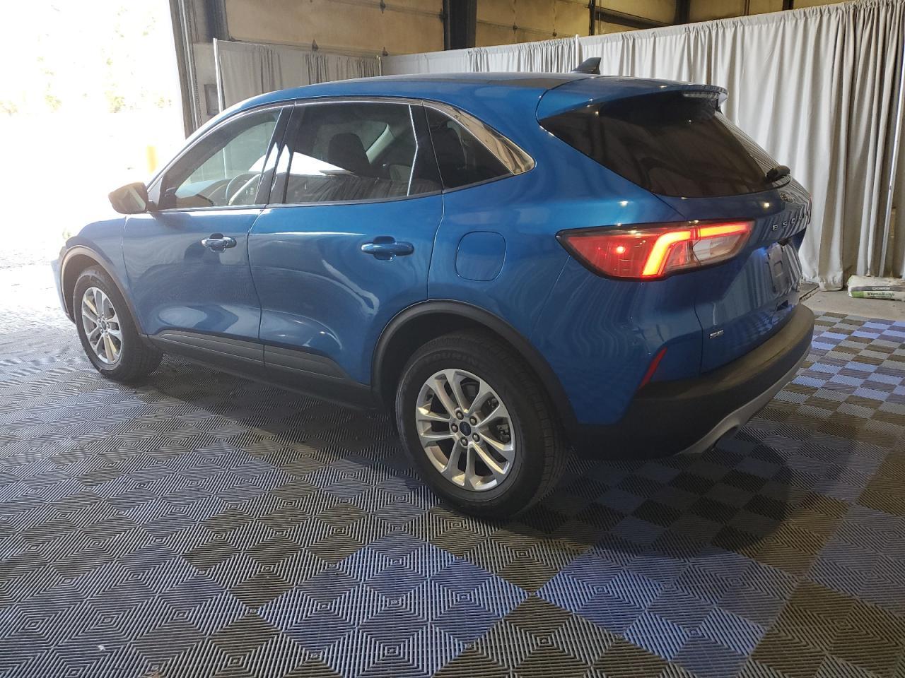 2021 Ford Escape Se - Фото 2