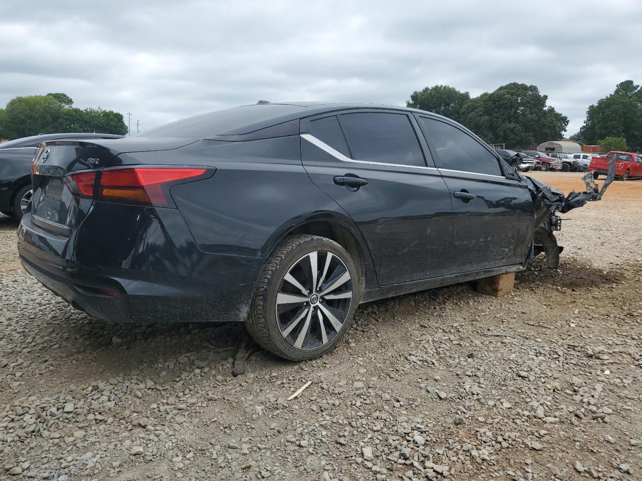 2019 Nissan Altima Sr - Фото 3