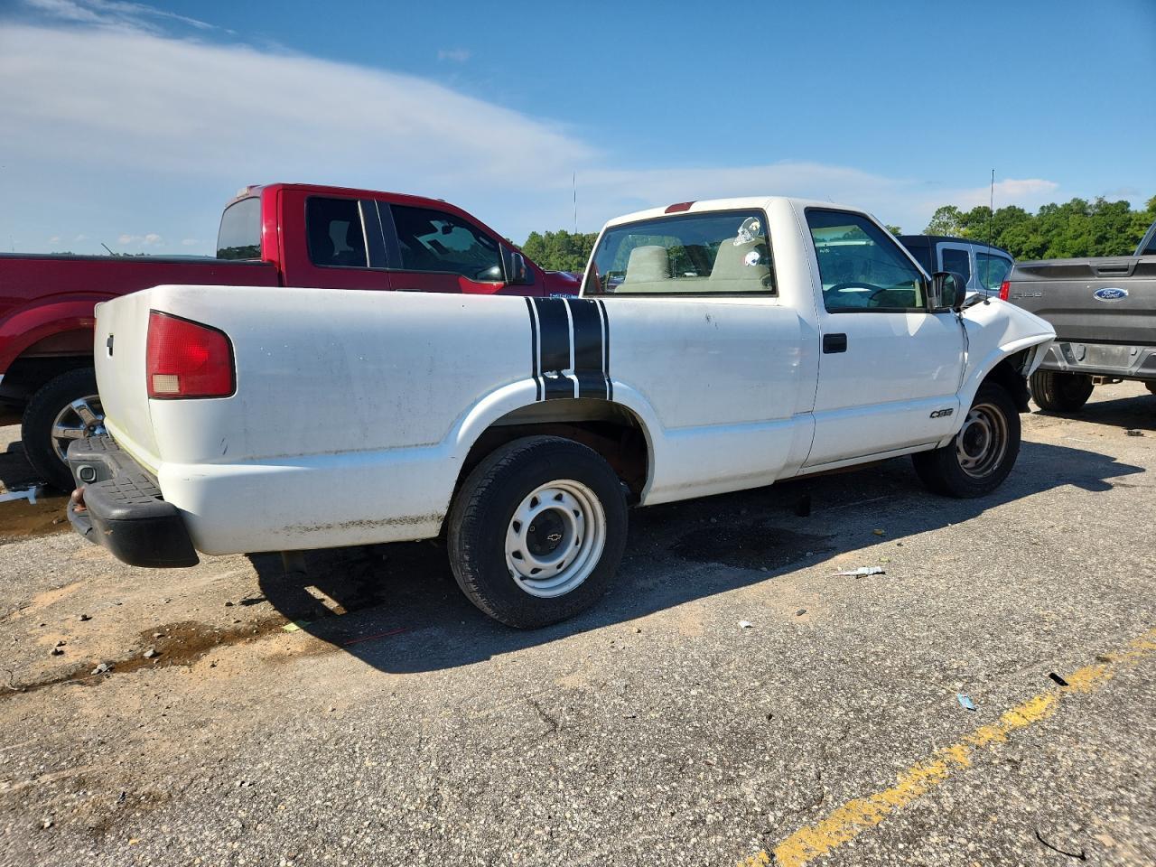 2000 Chevrolet S Truck S10 - Фото 3