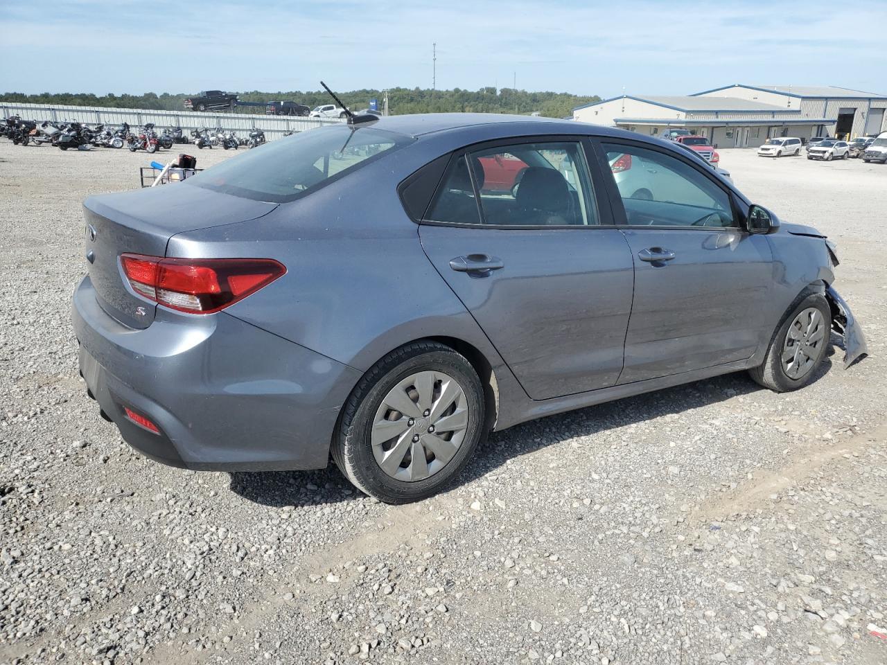 2020 Kia Rio Lx - Фото 3