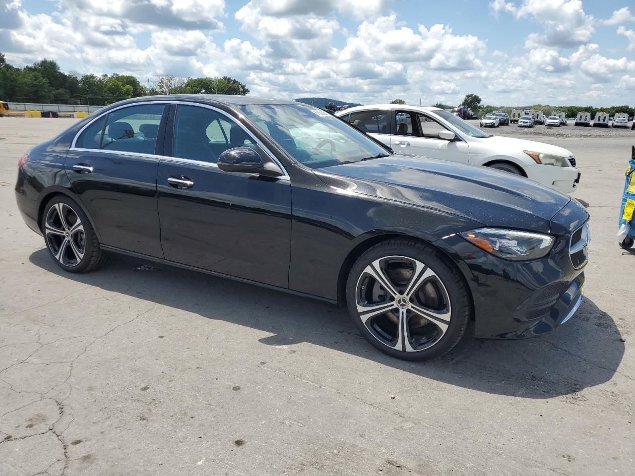 2024 Mercedes-Benz C 300 - Фото 4