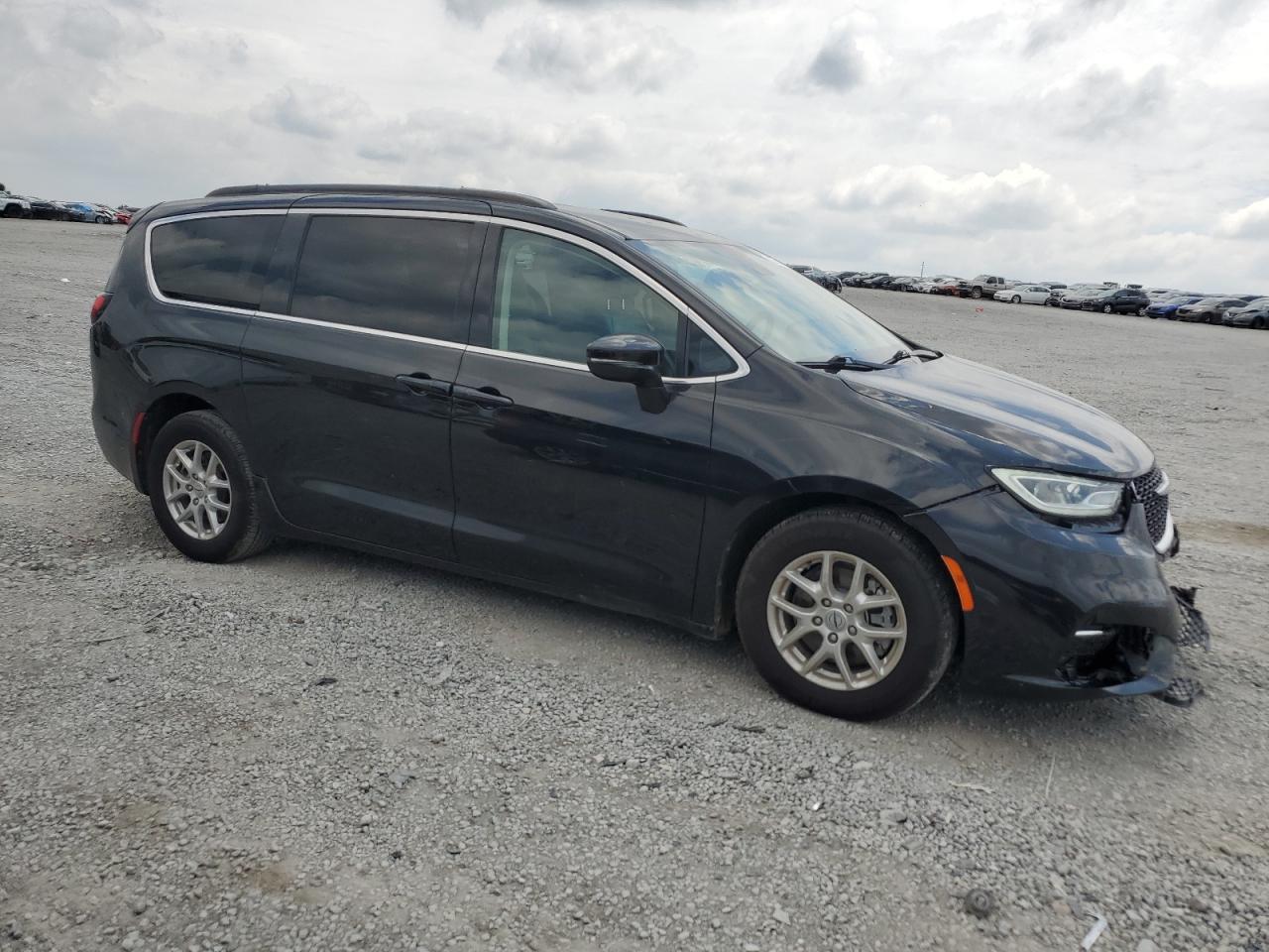 2022 Chrysler Pacifica Touring L - Фото 4