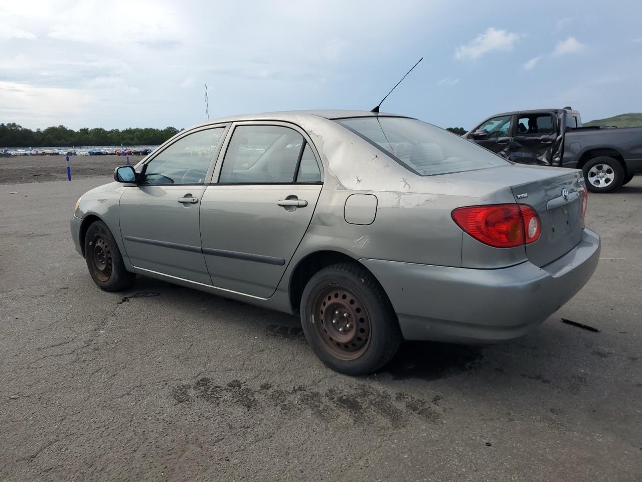 2004 Toyota Corolla Ce - Фото 2