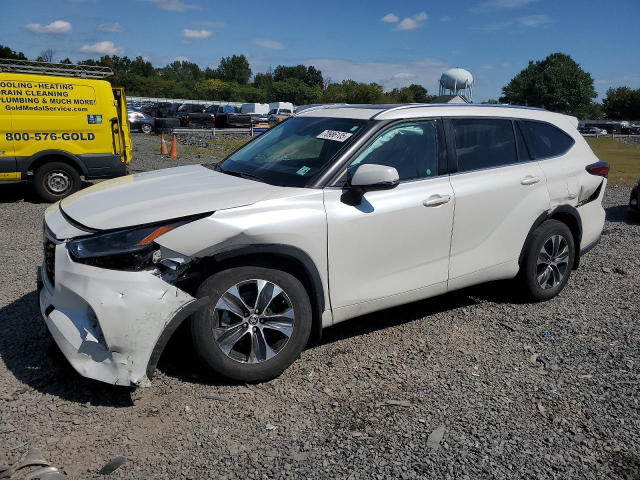2021 Toyota Highlander Xle