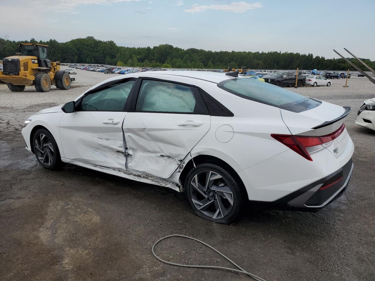 2025 Hyundai Elantra Sel Sport - Фото 2