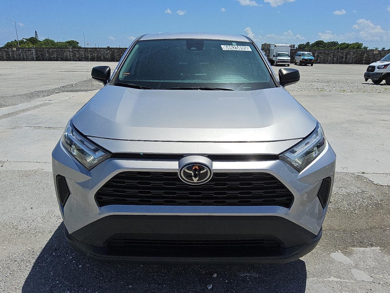 2023 Toyota Rav4 Le - Фото 5