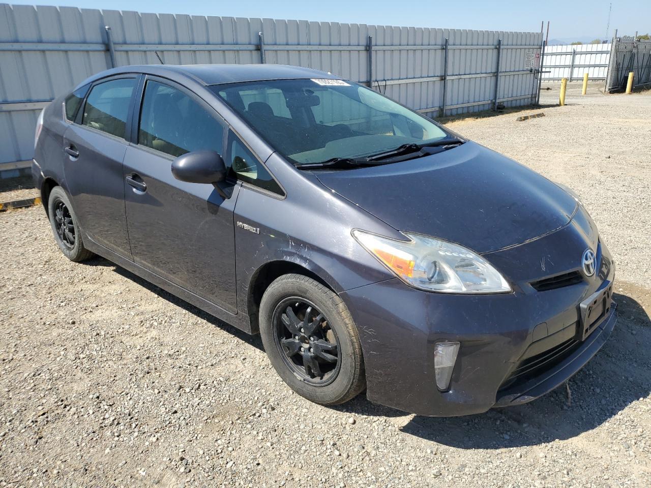 2014 Toyota Prius - Image 4