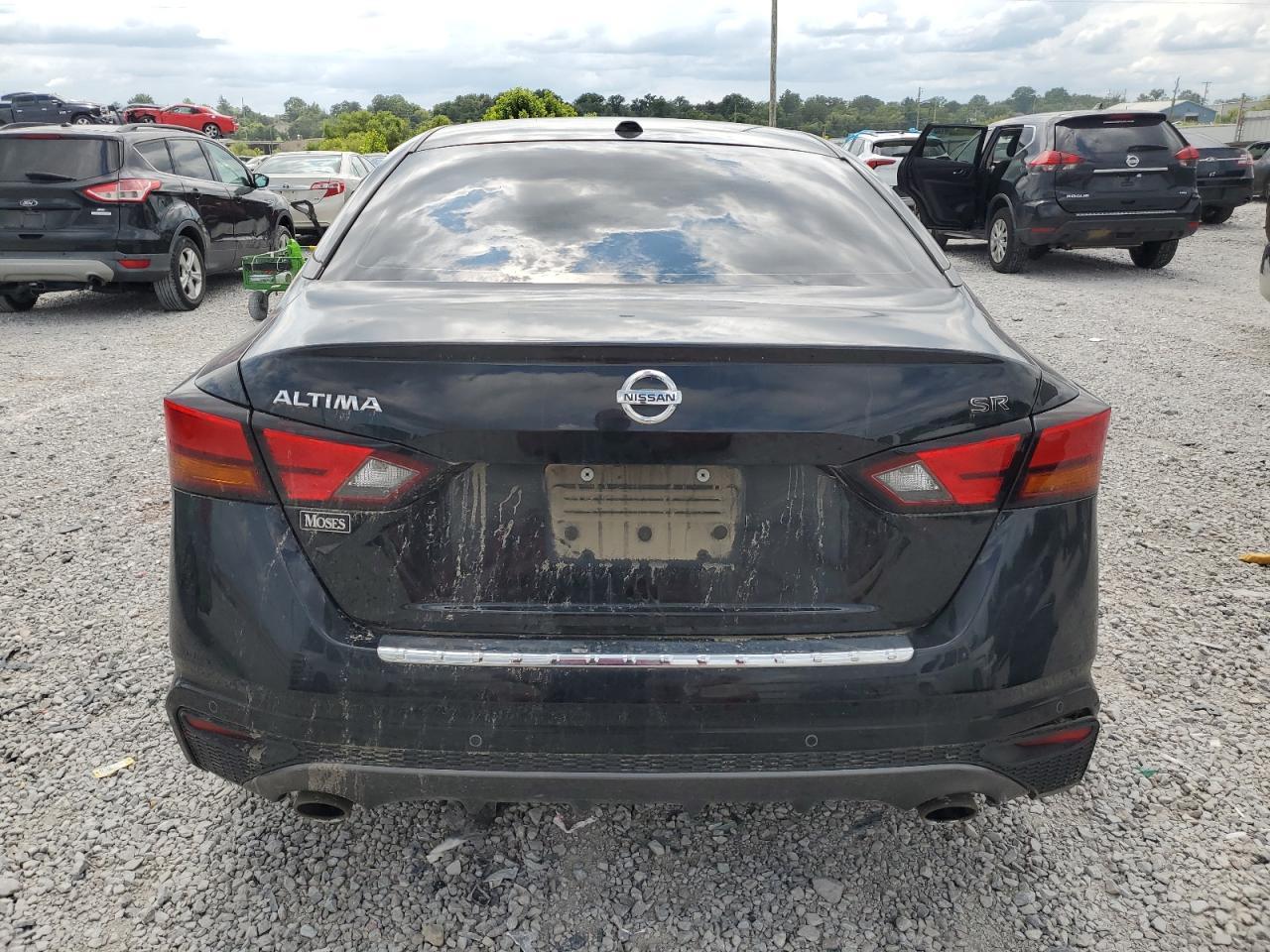 2021 Nissan Altima Sr - Фото 6