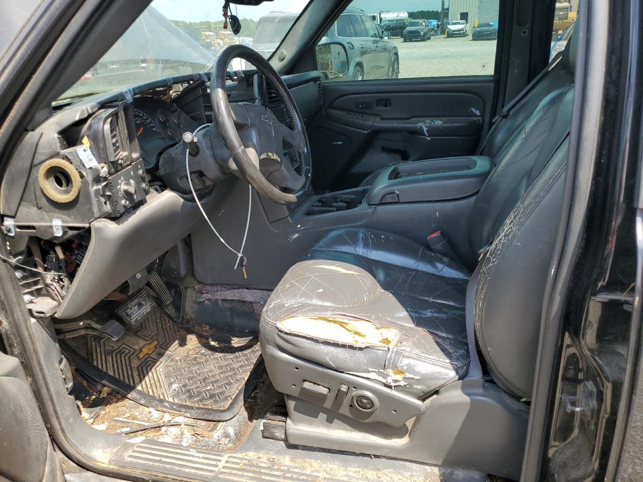 2003 Chevrolet Avalanche C1500 - Image 7