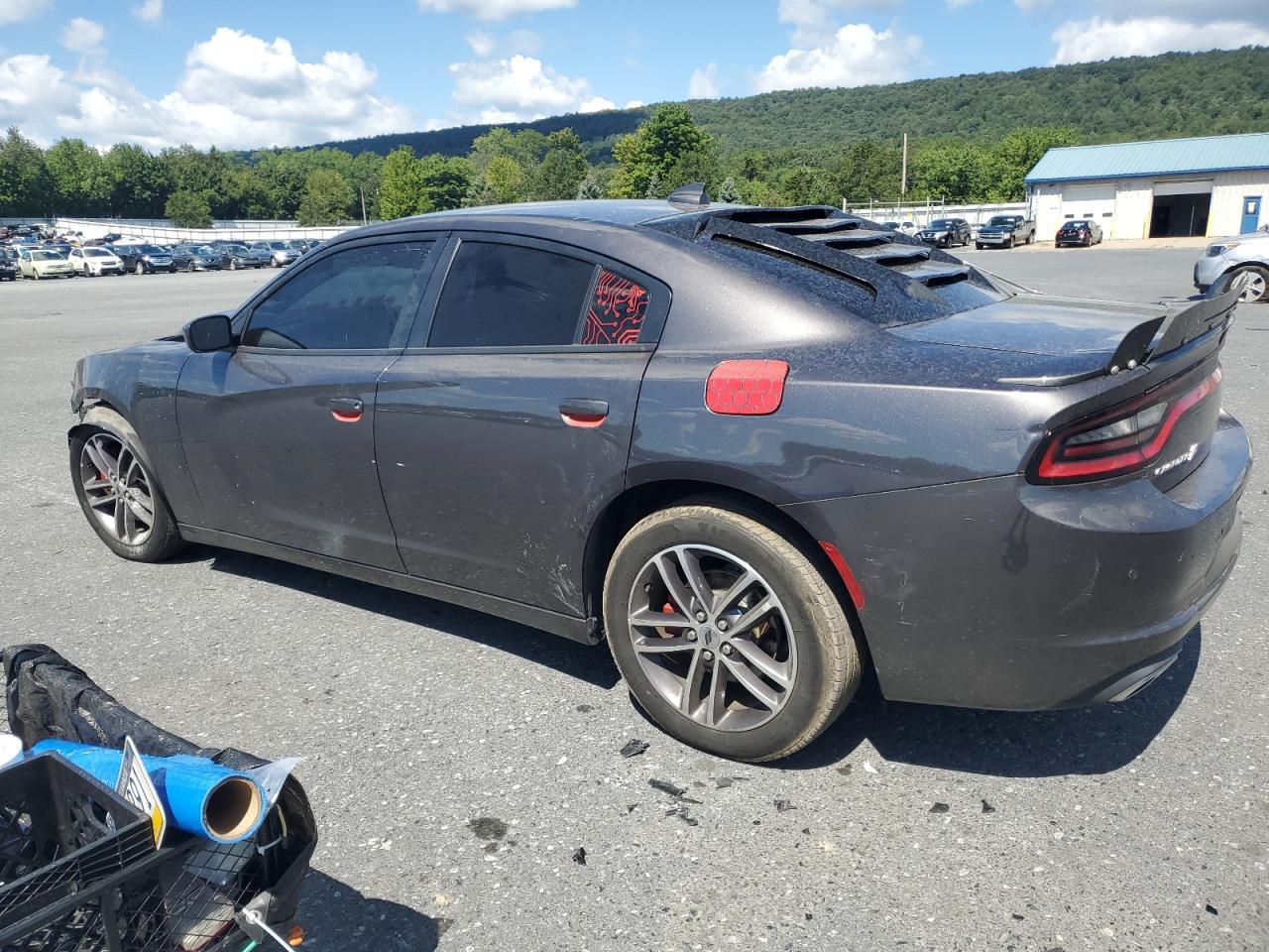 2019 Dodge Charger Sxt - Image 2