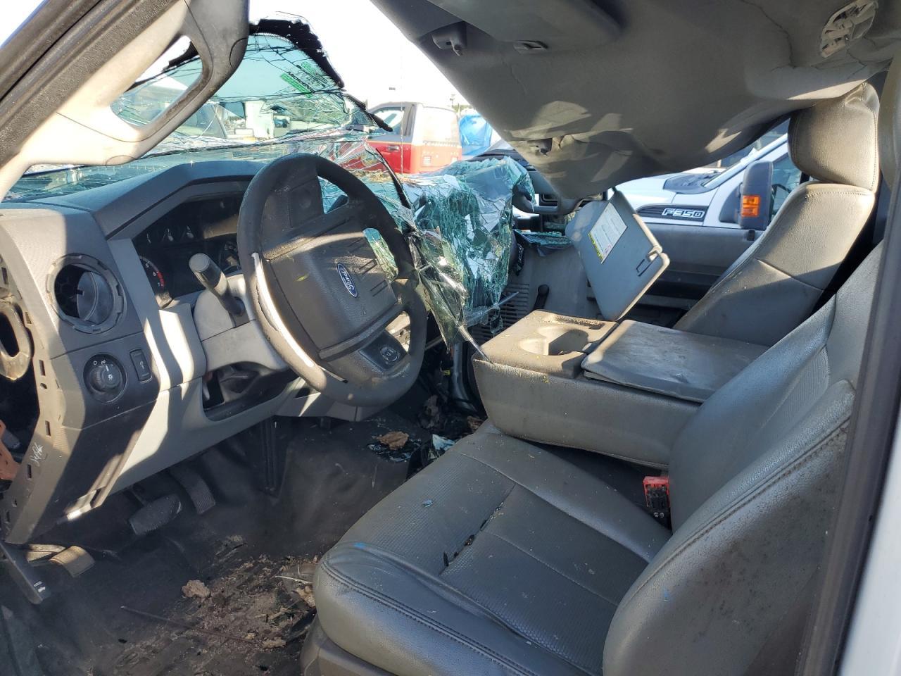 2014 Ford F350 Super Duty - Image 7