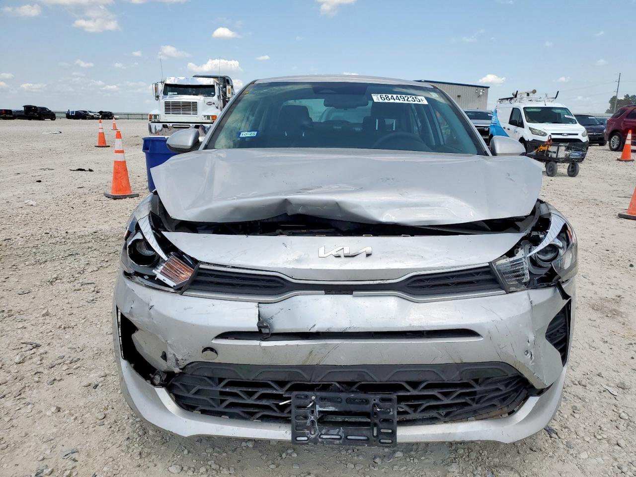 2022 Kia Rio Lx - Image 5