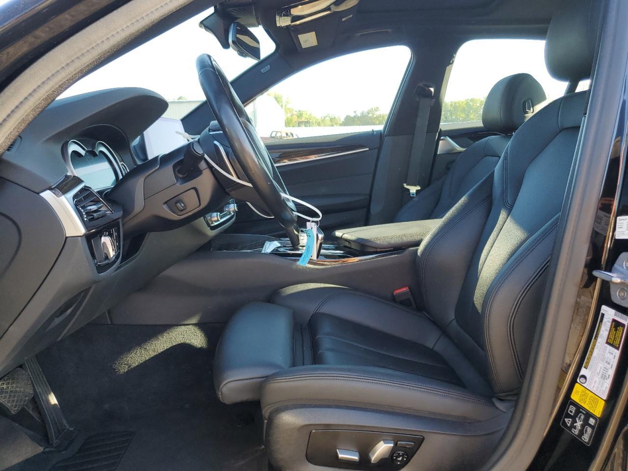 2019 BMW 530 Xi - Фото 7