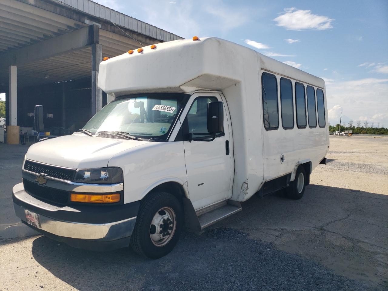 2021 Chevrolet Express G3 - Shuttle Bus - Image 2