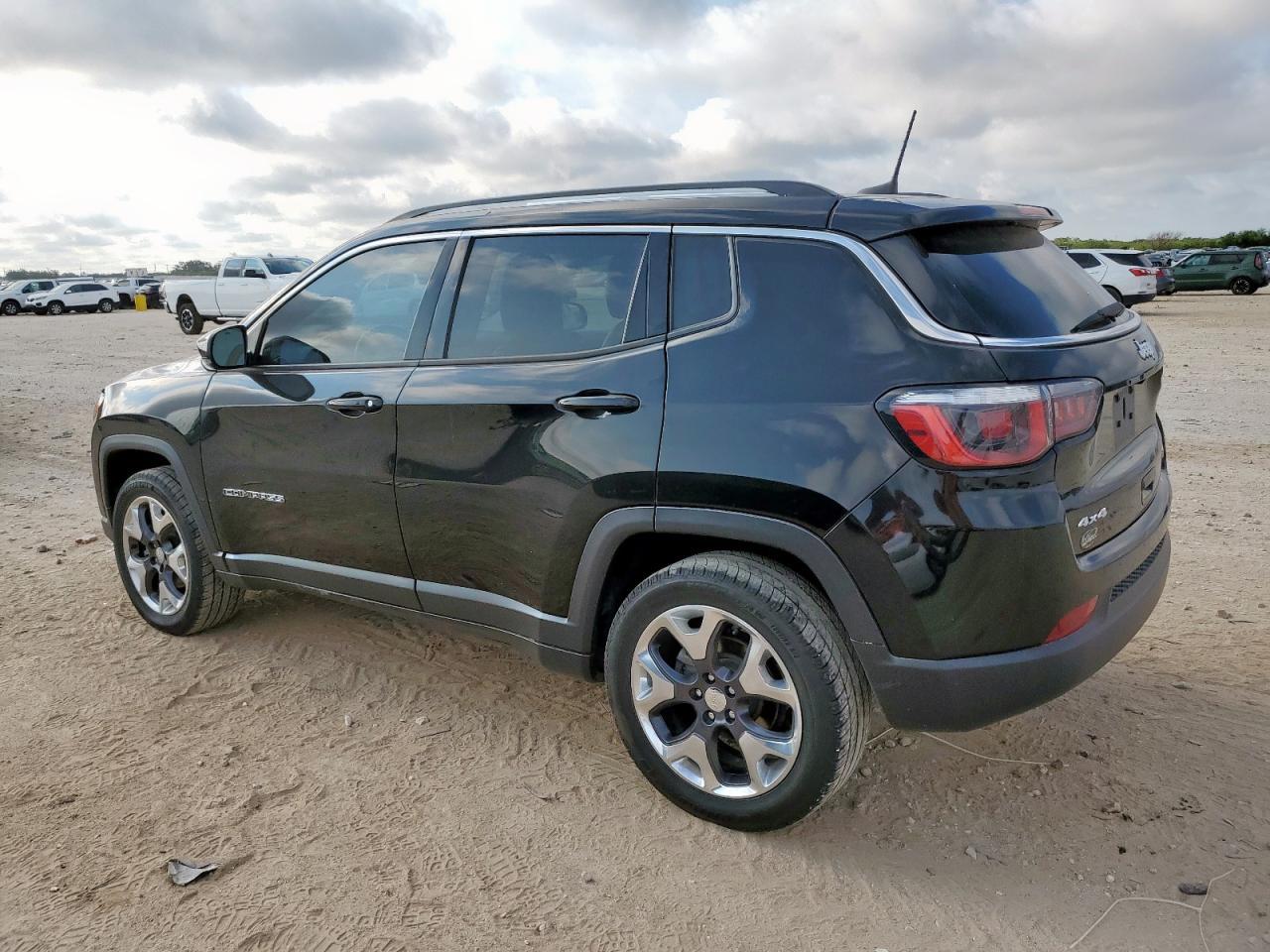 2019 Jeep Compass Limited - Фото 2