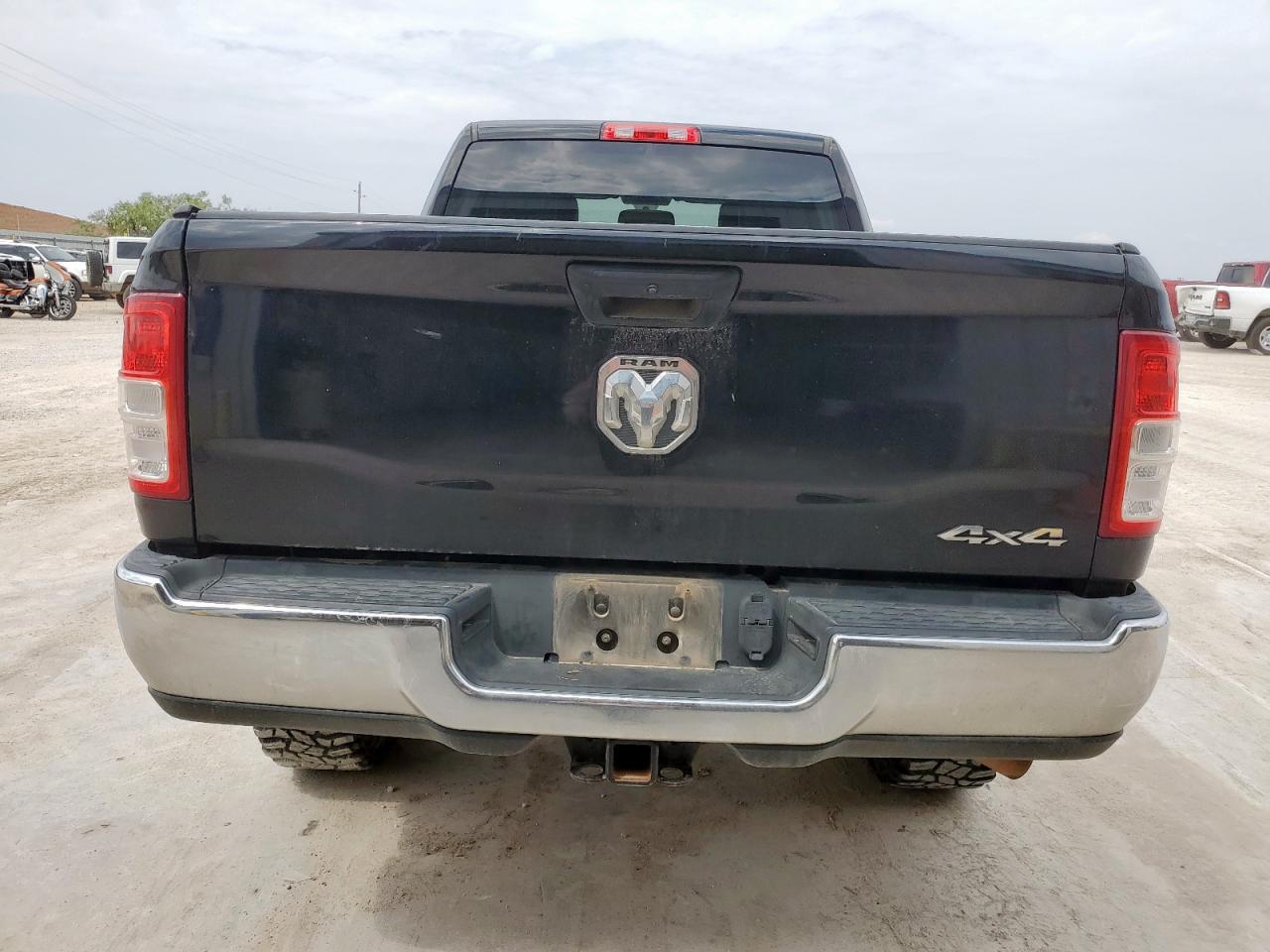 2019 Ram 2500 Tradesman - Image 6