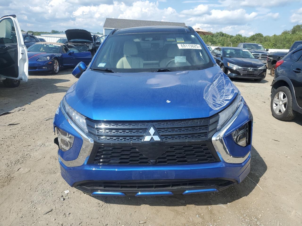2022 Mitsubishi Eclipse Cross Se - Image 5