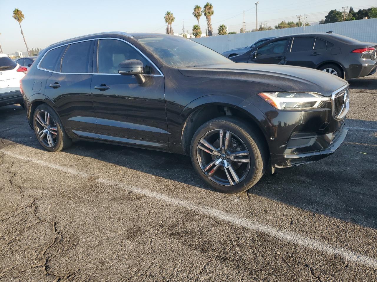 2019 Volvo Xc60 T5 Momentum - Image 4