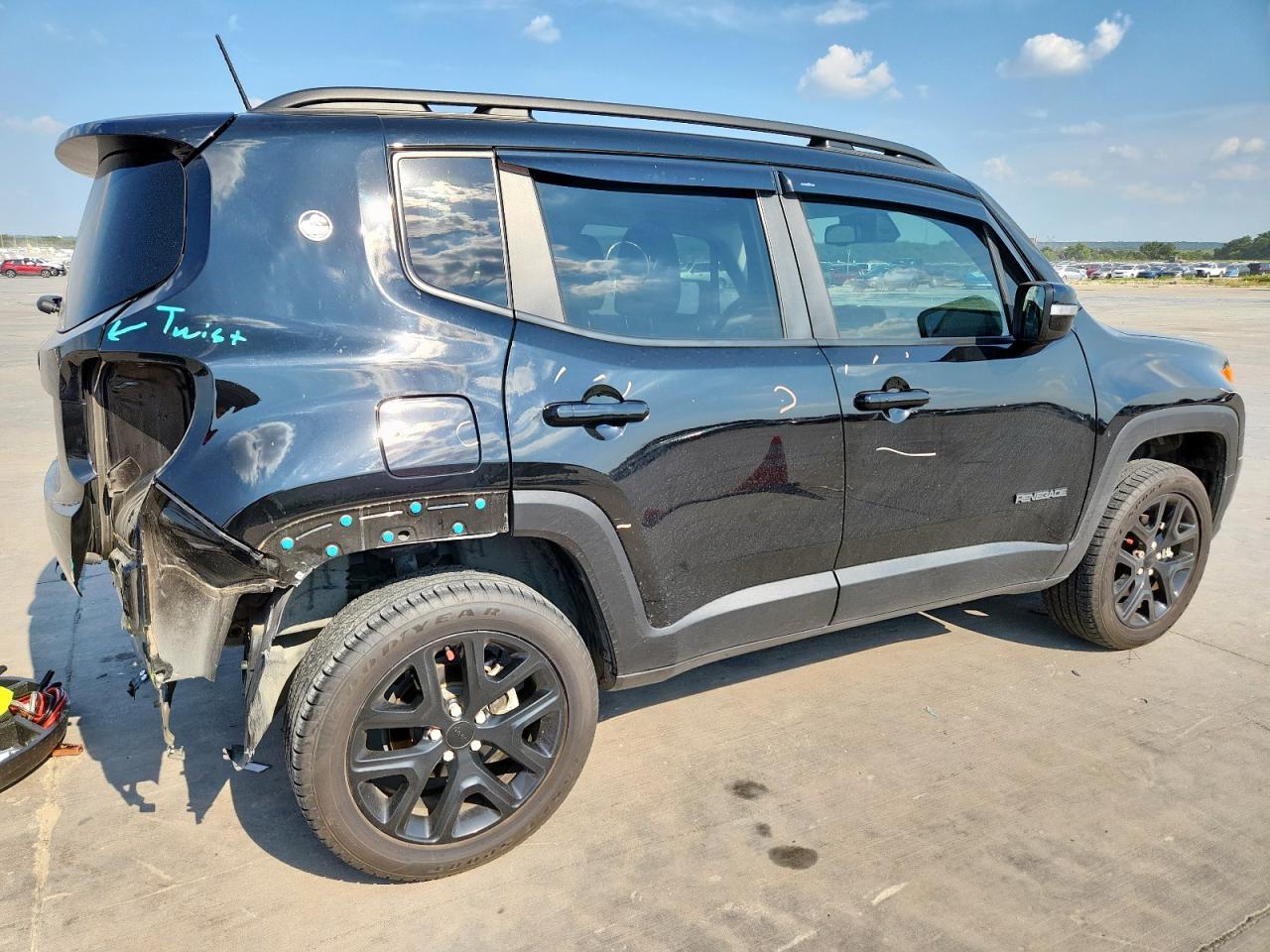 2023 Jeep Renegade Altitude - Image 3