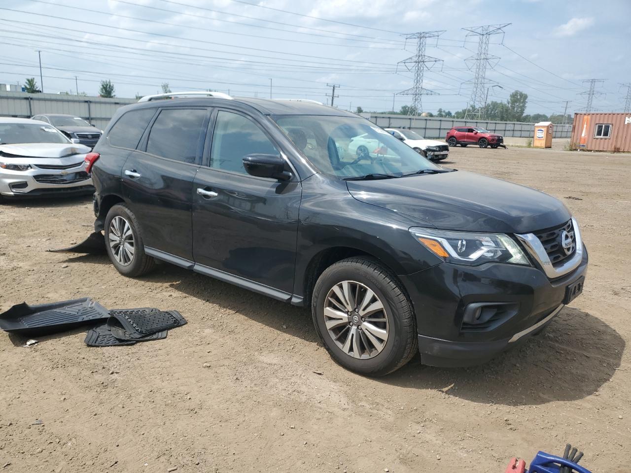 2019 Nissan Pathfinder S - Фото 4
