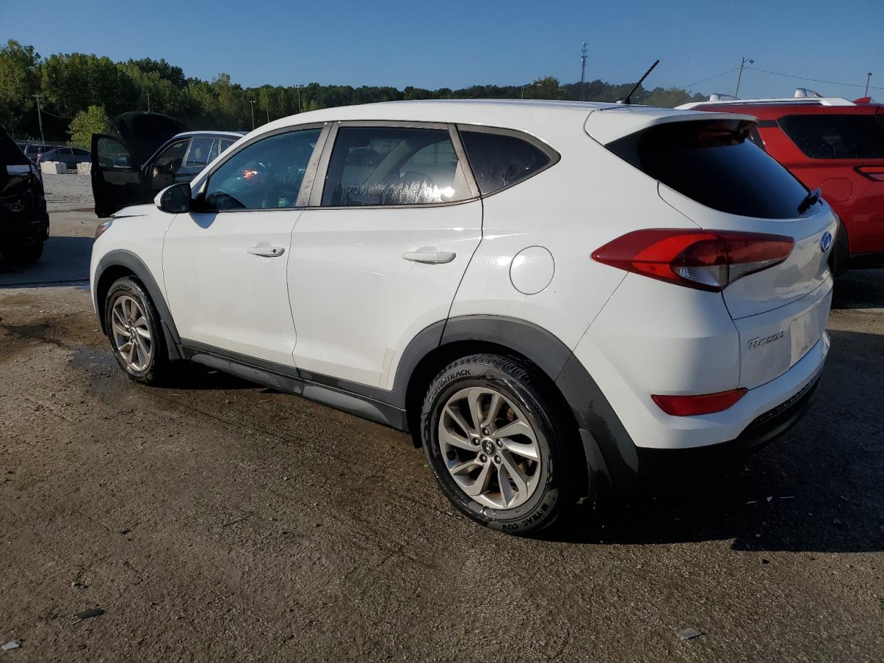 2018 Hyundai Tucson Se - Image 2