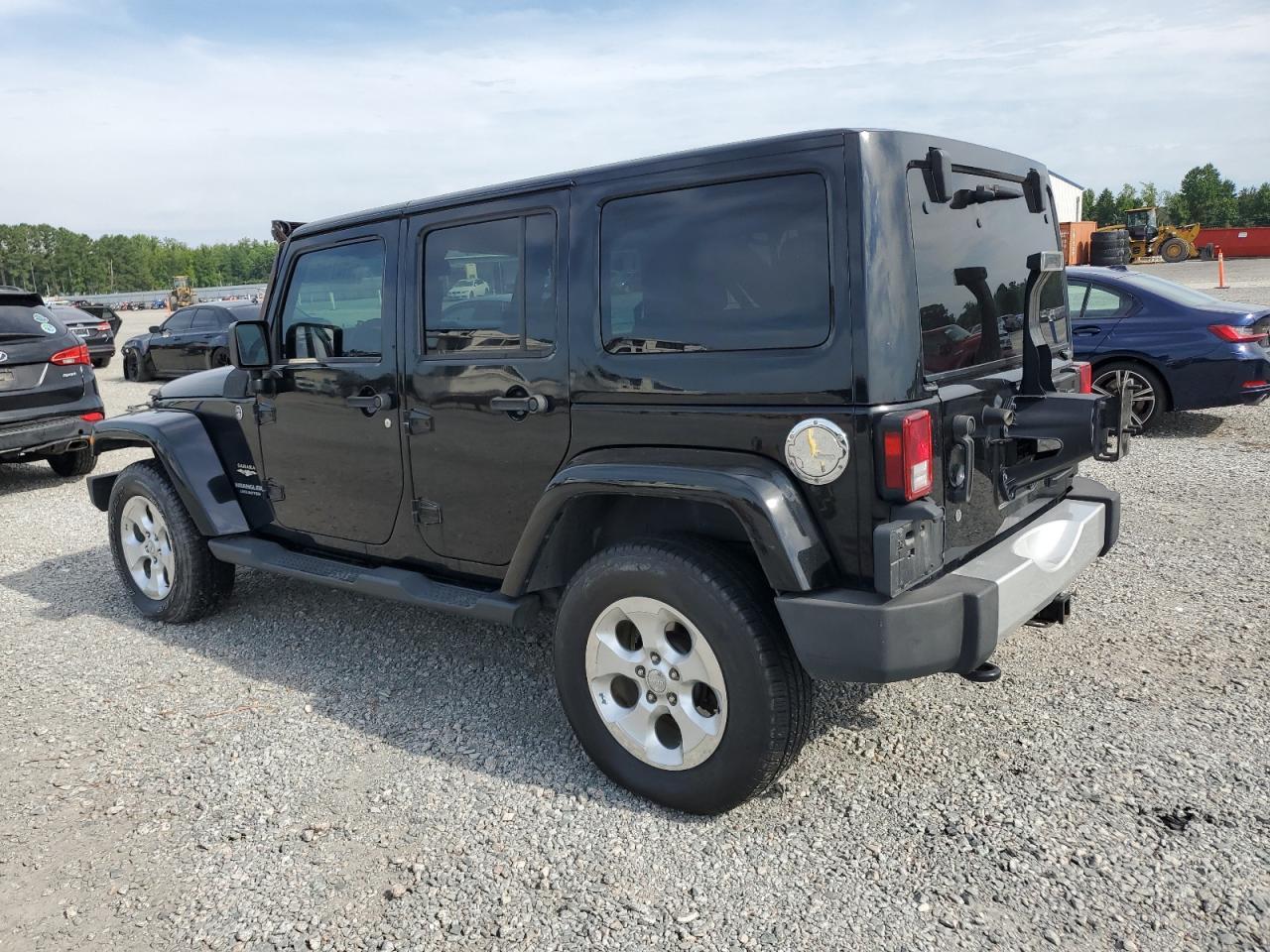 2013 Jeep Wrangler Unlimited Sahara - Фото 2