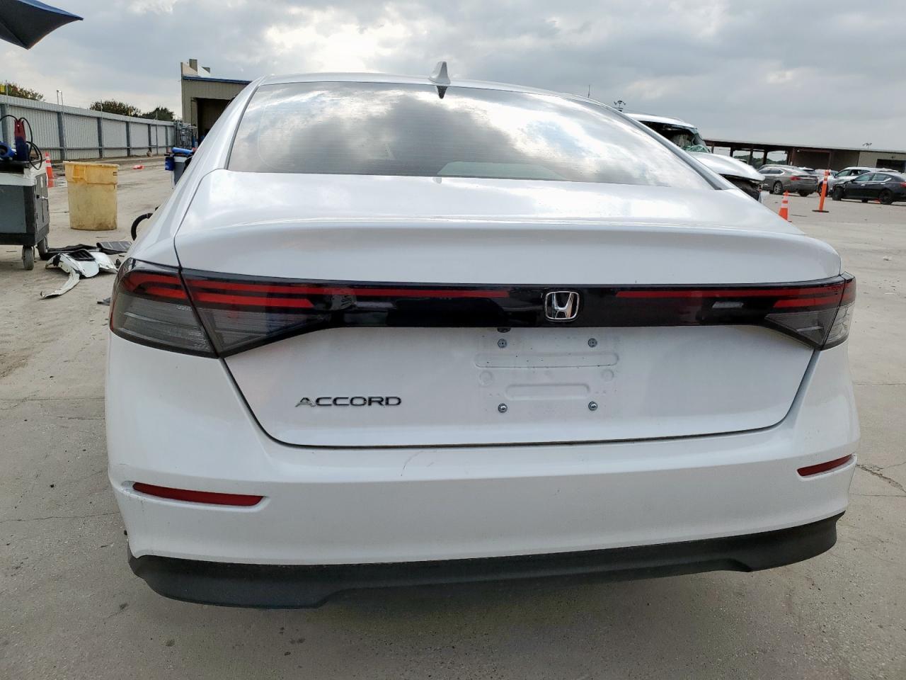 2025 Honda Accord Lx - Image 6