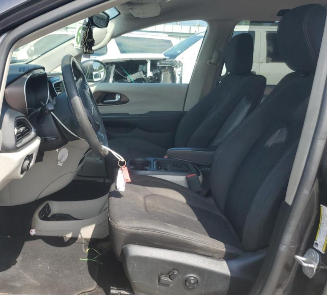 2018 Chrysler Pacifica Touring Plus - Image 7