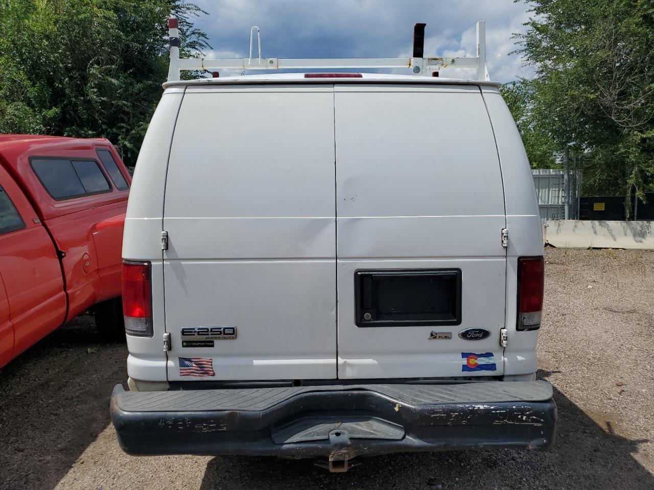 2010 Ford Econoline E250 Van - Image 6