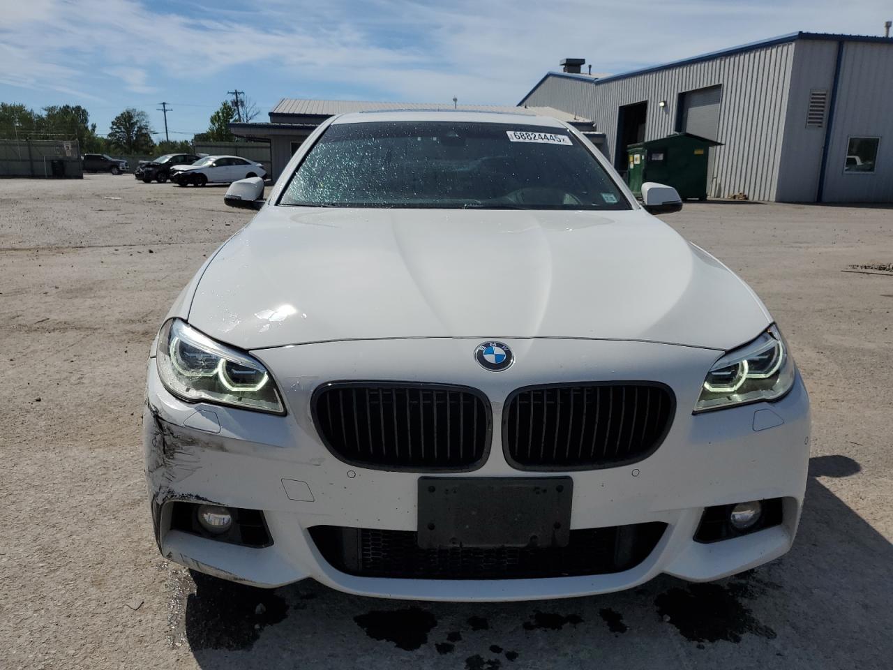 2016 BMW 550 Xi - Фото 5
