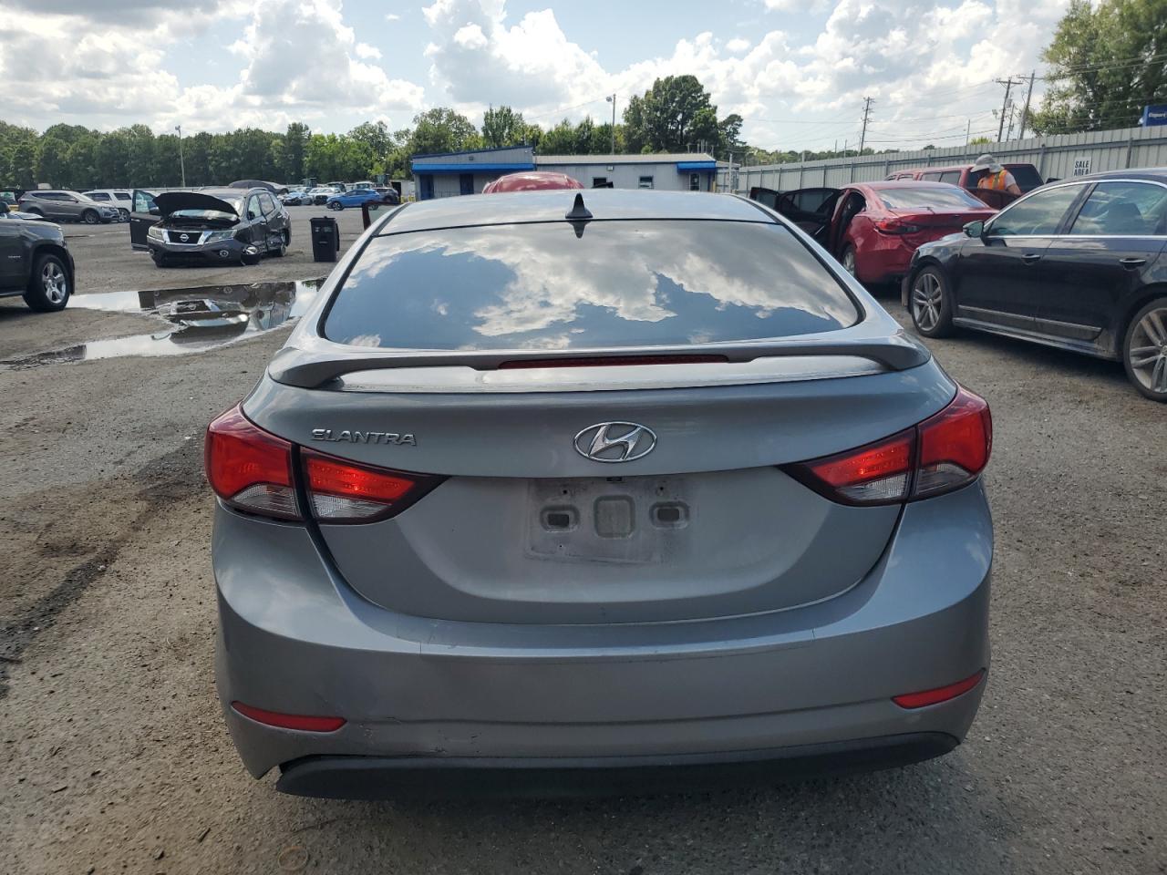 2015 Hyundai Elantra Se - Фото 6