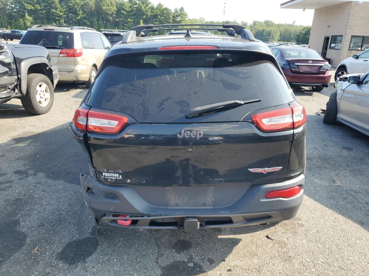 2016 Jeep Cherokee Trailhawk - Image 6