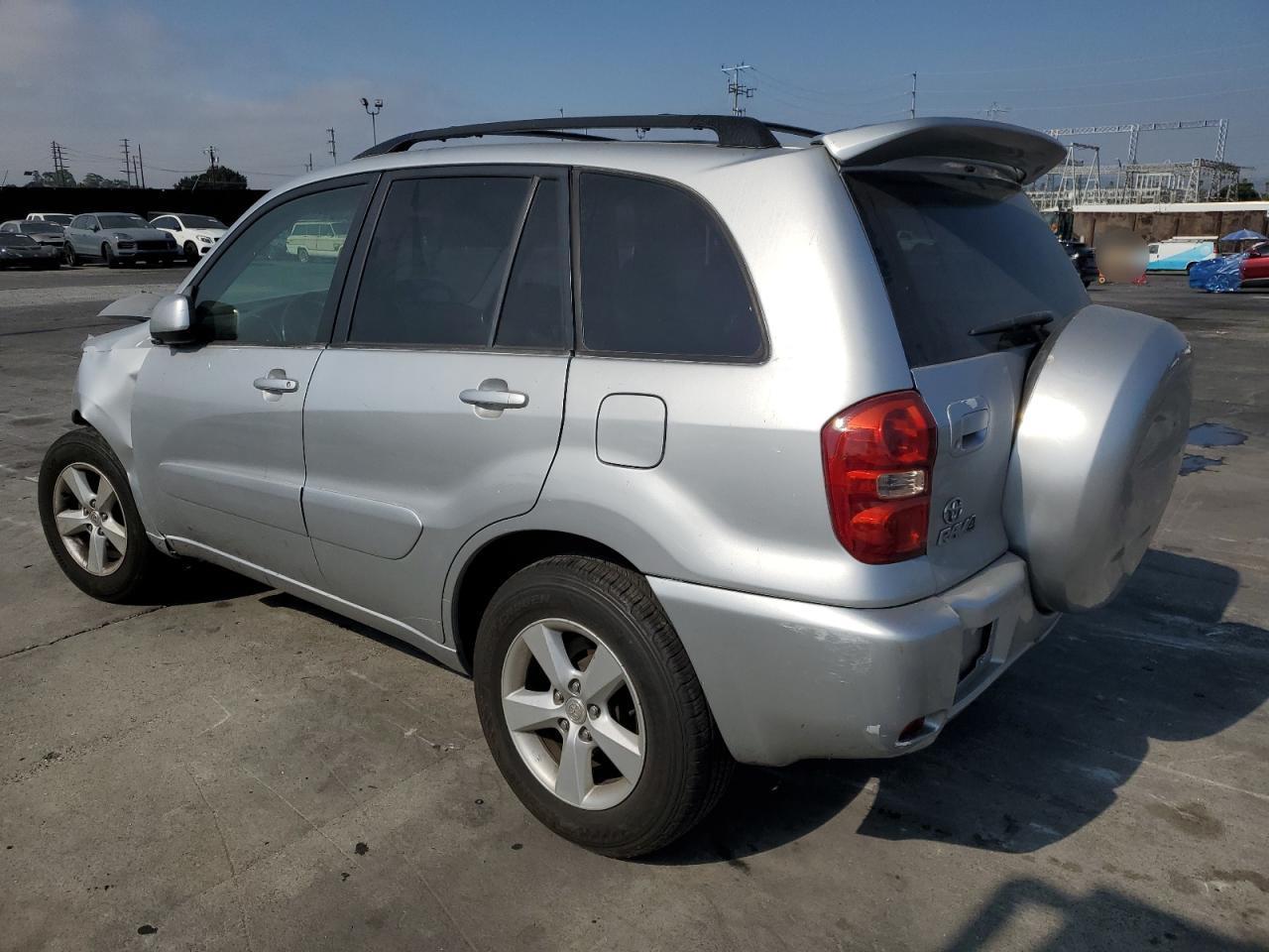 2005 Toyota Rav4 - Image 2